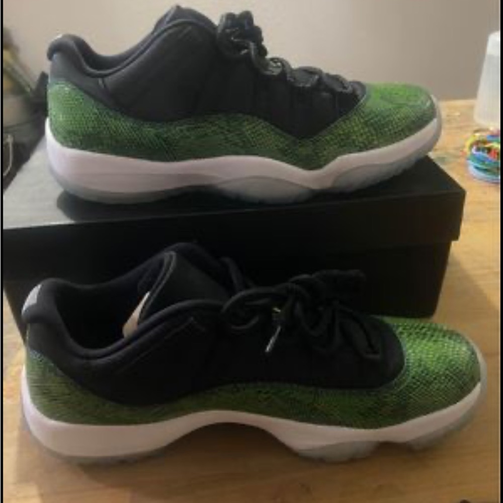 Nike Air Jordan 11 Retro “Nightshade